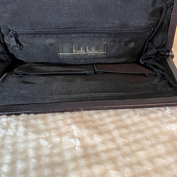 💚Nicole Miller rose full leather purse vintage 💚🩷💚